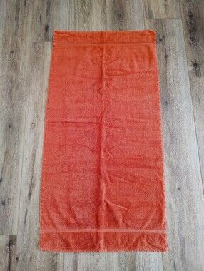 Vintage Royal Family By Cannon Orange 80s Bath Towel Cotton Made In USA